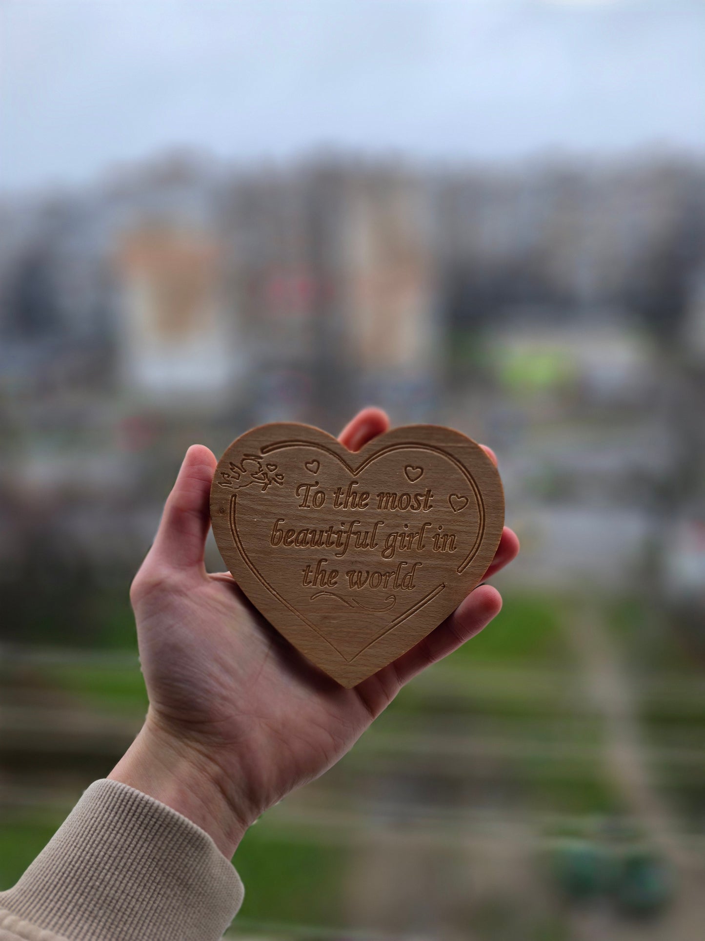 Дървено сърце „To the most beautiful girl in the world“