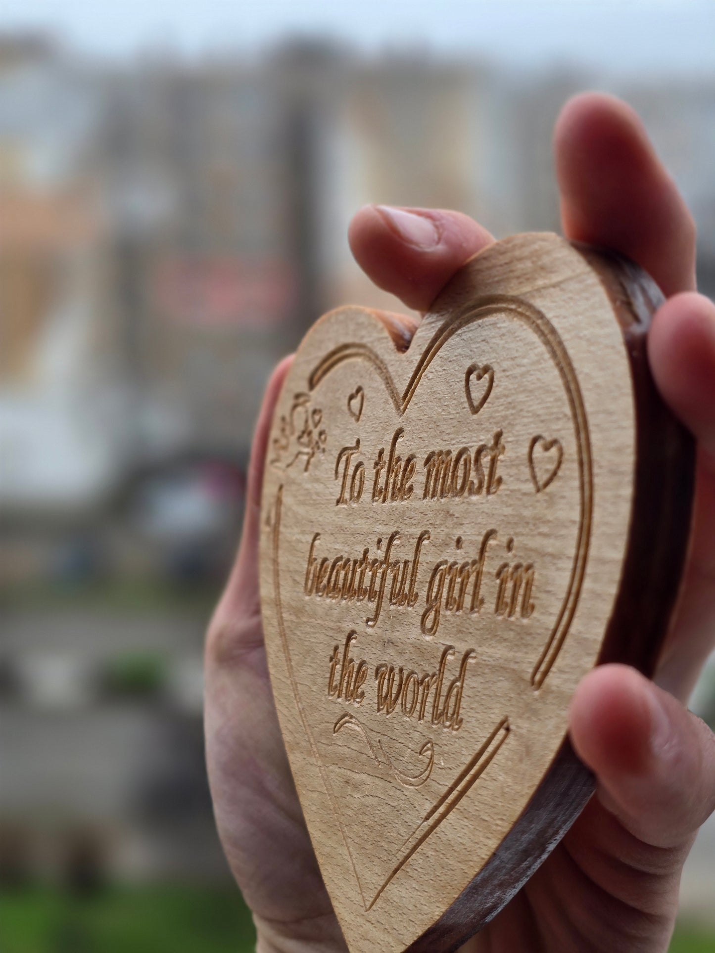 Дървено сърце „To the most beautiful girl in the world“